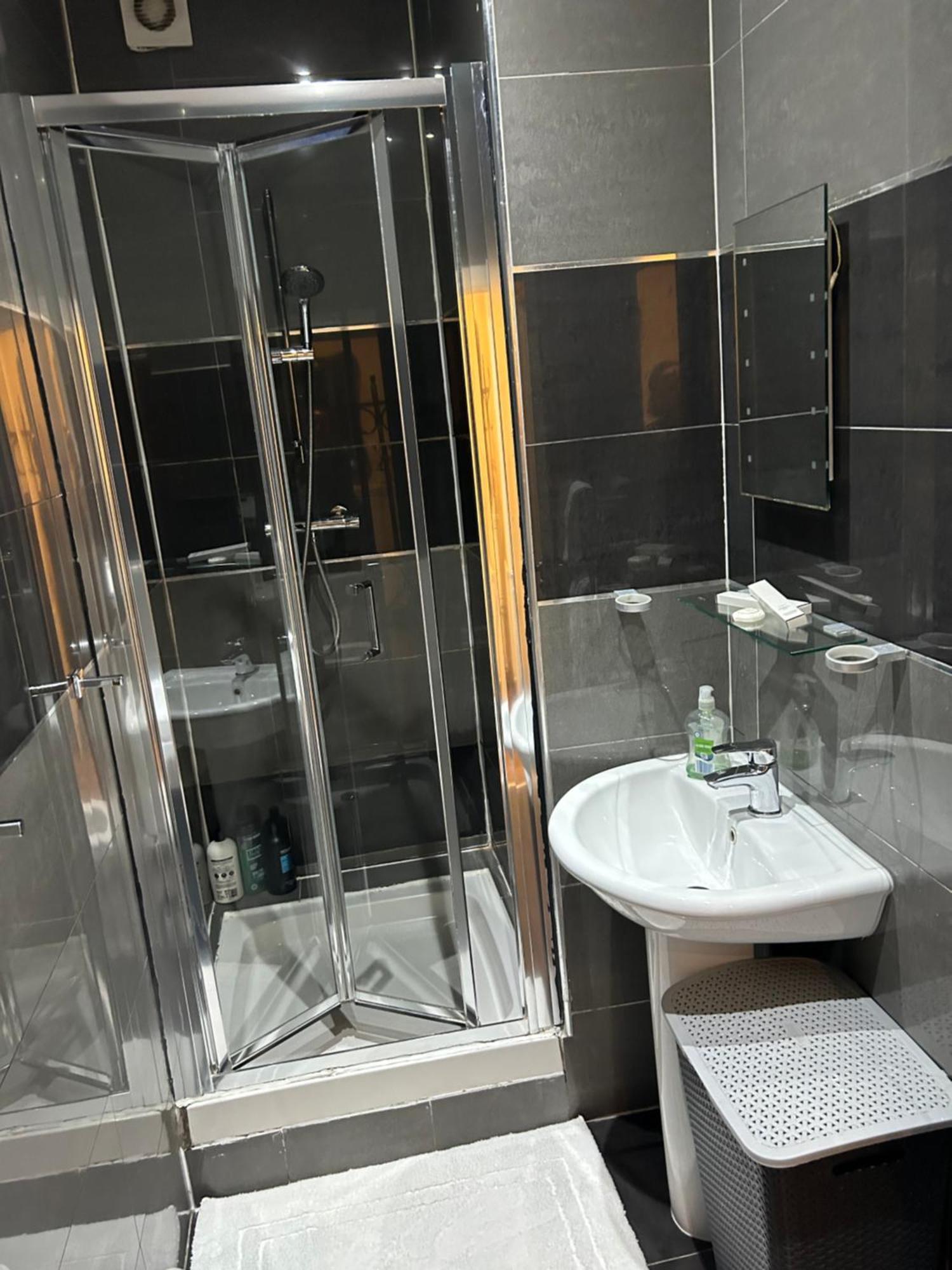 Luxurious 2 Bed Apartment Bedford Esterno foto